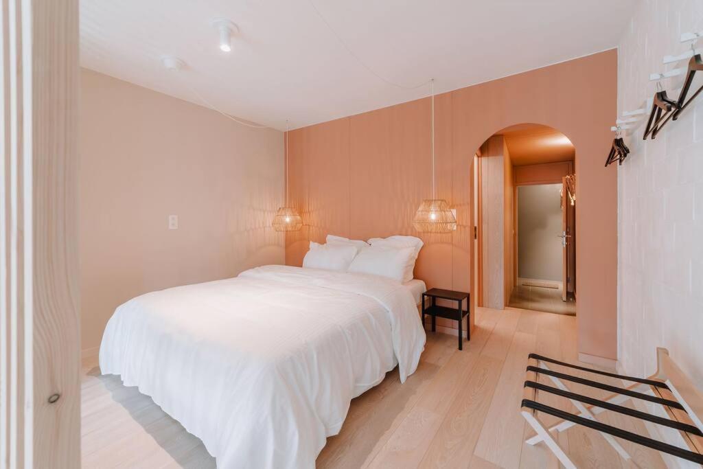 Chimay : La Chambre Doree De La Grand Place Dış mekan fotoğraf