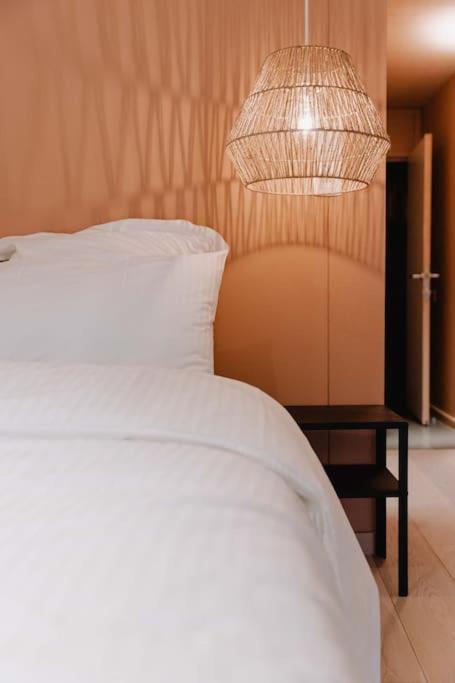 Chimay : La Chambre Doree De La Grand Place Dış mekan fotoğraf